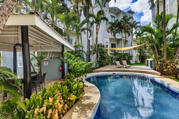 Condominio listo para habitar en planta baja en Villa Verde, Tamarindo